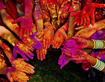 {image.media_title -> f:transform.html())} {image.copyright -> f:transform.html())}